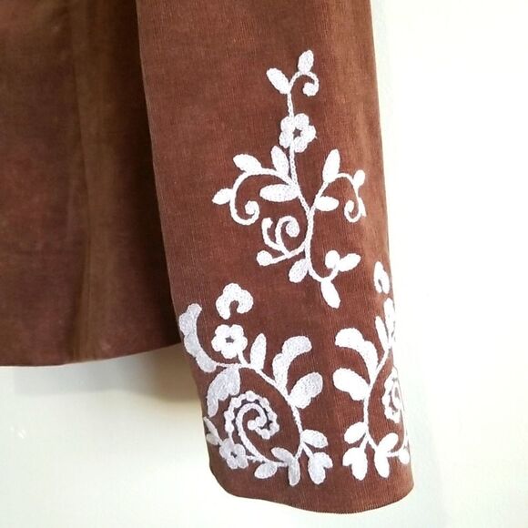 MADISON STUDIO CORDUROY BROWN JACKET W/EMBROIDERED SLEEVES Sz8 - Picture 4 of 8